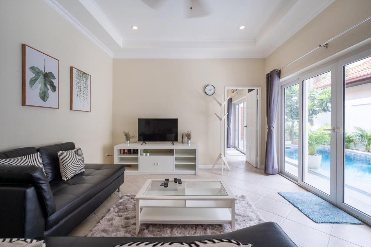 Majestic Residence Pool Villas 2 Bedrooms Private Beach Pattaya Ngoại thất bức ảnh