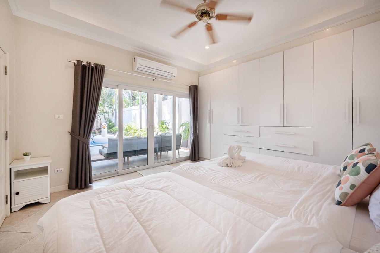 Majestic Residence Pool Villas 2 Bedrooms Private Beach Pattaya Ngoại thất bức ảnh